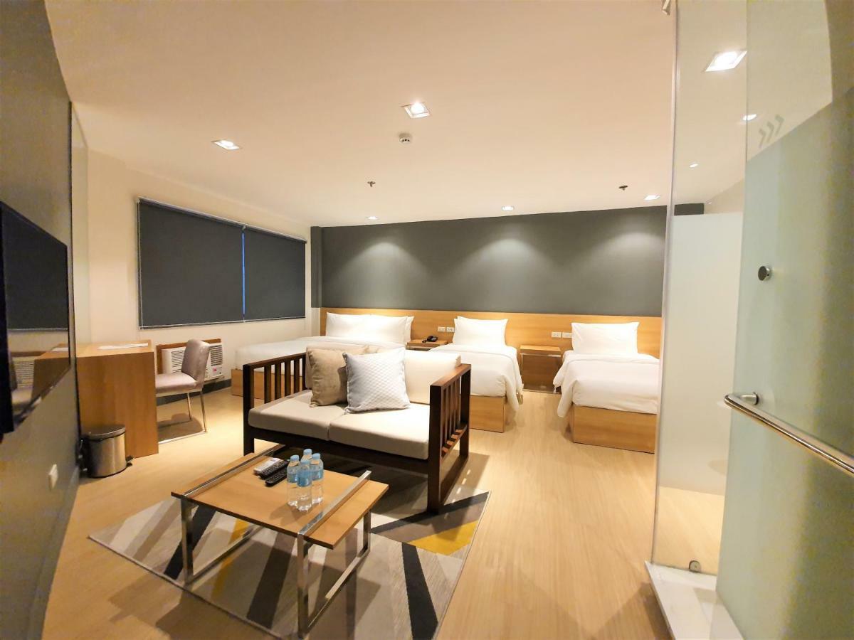 Real Suites Bacolod Exterior foto