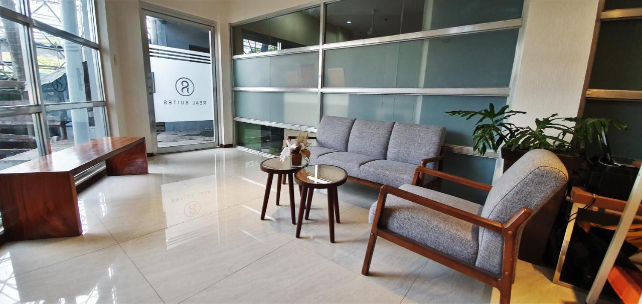 Real Suites Bacolod Exterior foto